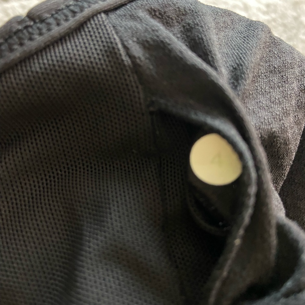 Lululemon Black tank top 4 - Picture 2 of 4